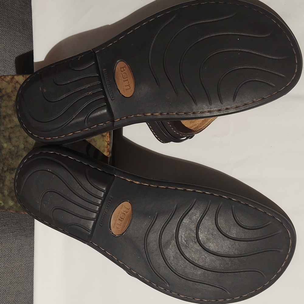 Born sandals flip flops leather size 7 / 38 - Picture 4 of 6